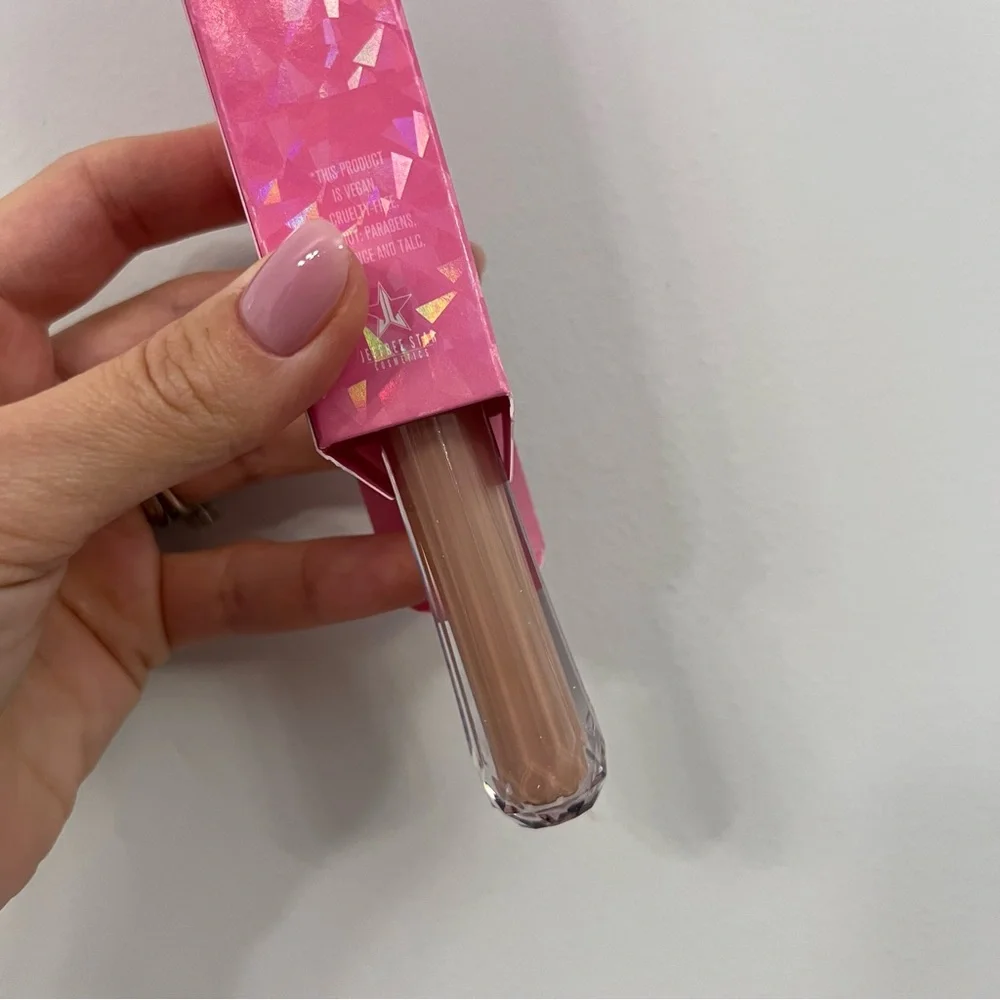 Jeffree Star‎ Magic Star Concealer C16.5
